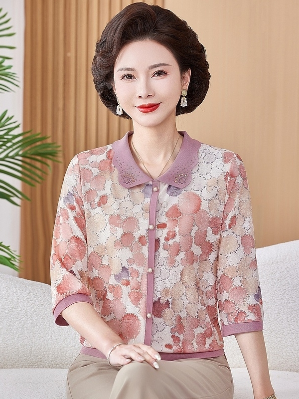 Women Fashion Over The Years - Maglietta in maglia elasticizzata stampata in