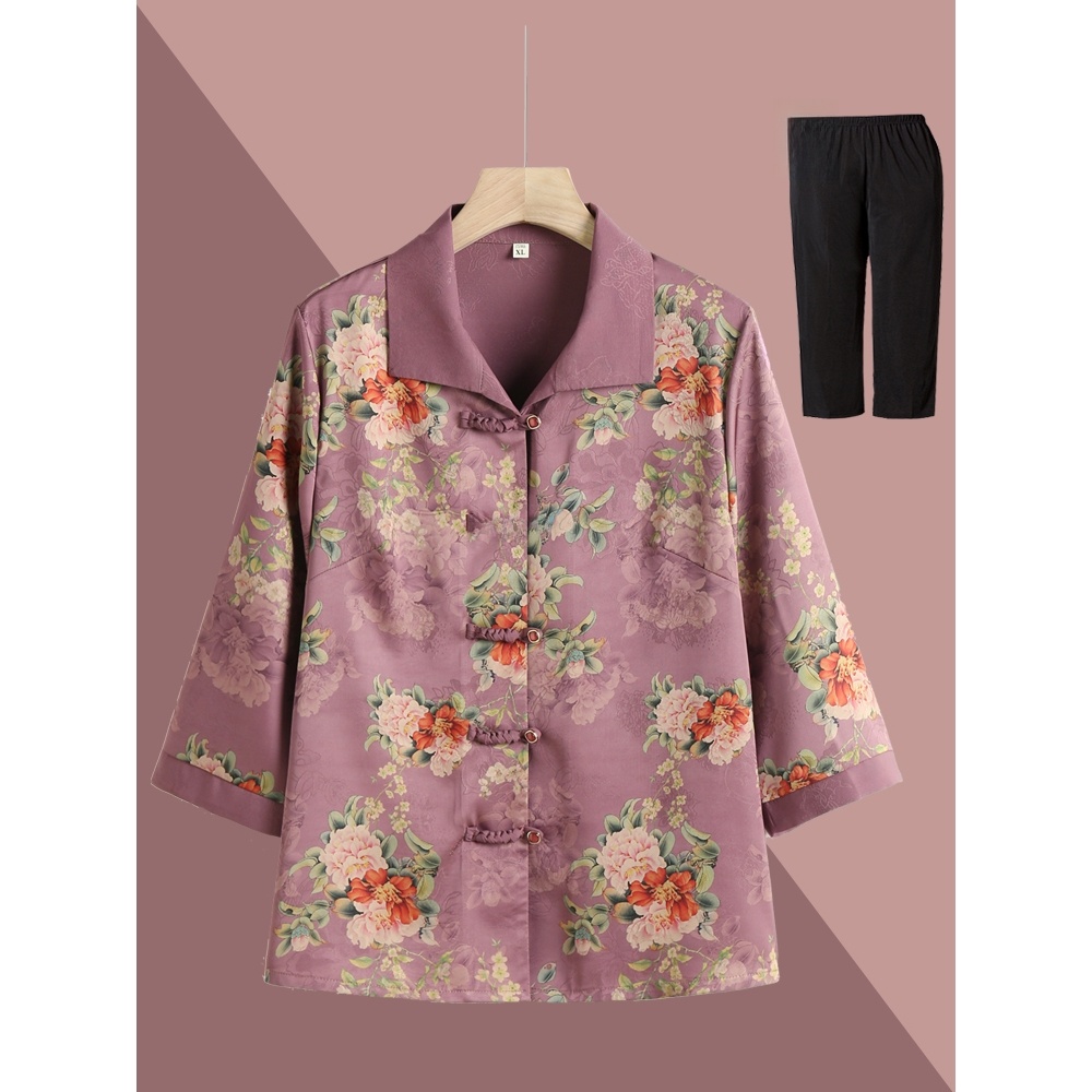 Women Fashion Over The Years - Elegante Camicia a Maniche Tre Quarti