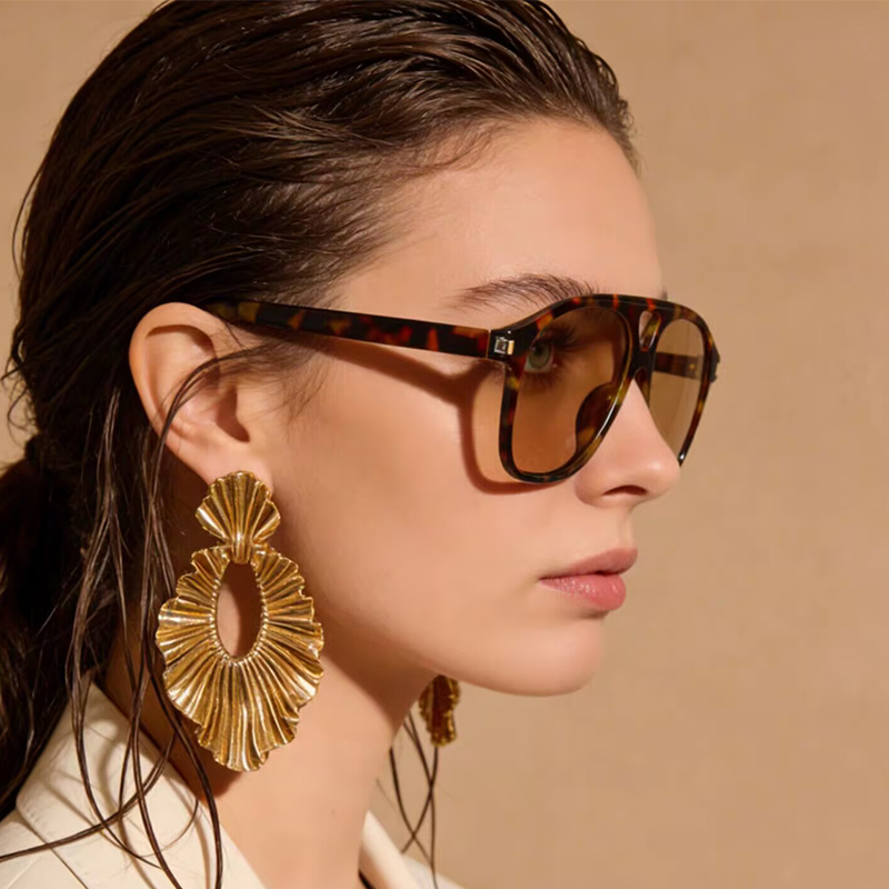 Occhiali da sole da donna di l - Women'S Fashion Week Paris recensione e prezzo